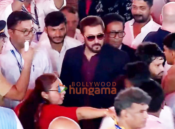 photos shah rukh khan salman khan ranveer singh varun dhawan janhvi kapoor and others snapped at the oath taking ceremony of ma 8