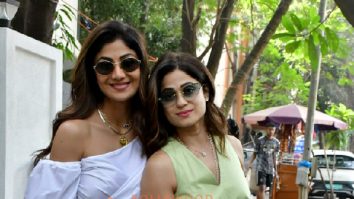 Photos: Shilpa Shetty and Shamita Shetty snapped in Juhu