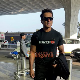 Photos: Sonu Sood, Chitrangda Singh, Anil Kapoor and others snapped at the airport