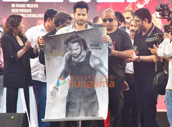 photos varun dhawan wamiqa gabbi and others grace the trailer launch of baby john 4