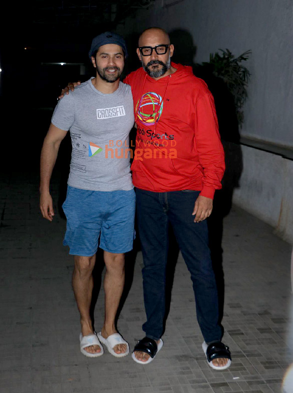 photos varun dhawan and shashank khaitan snapped in bandra 4