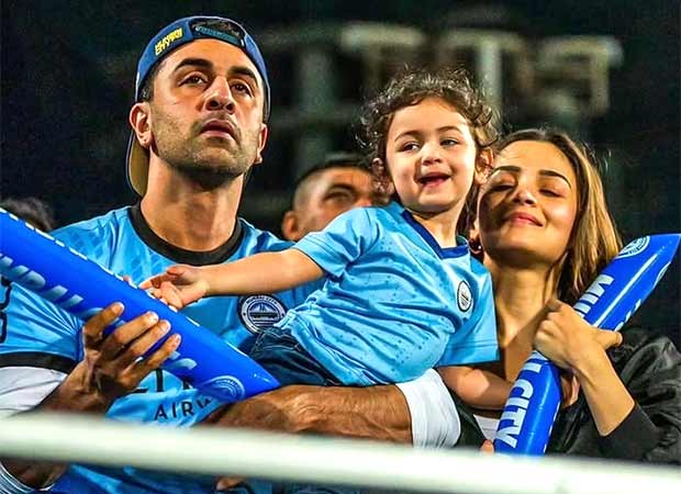 Ranbir Kapoor and Alia Bhatt spend ‘family time’ with Raha as they take the stands at ISL match in Mumbai : Bollywood News