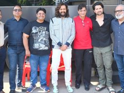 Jeetendra, Riteish Deshmukh, Indra Kumar and others grace the mahurat of Masti 4