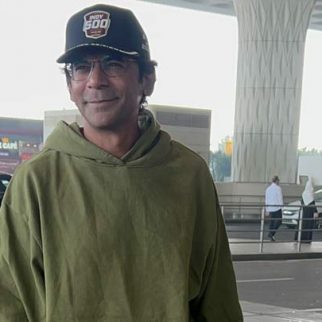 Dr. Mashoor Gulati aka Sunil Grover papped at the airport