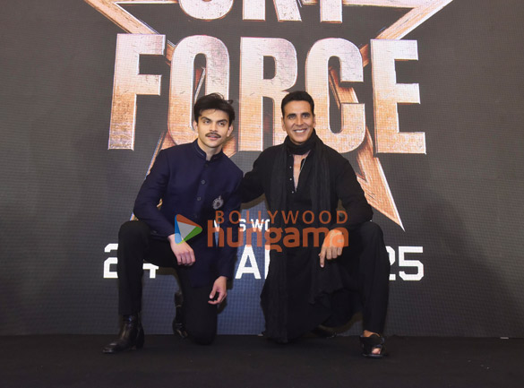 Photos: Akshay Kumar and Veer Pahariya grace the Sky Force song launch in Jaipur