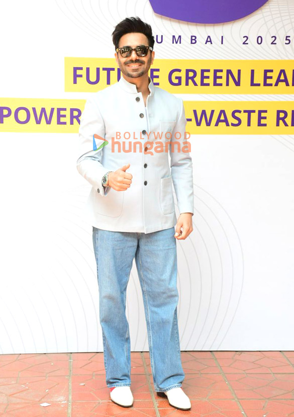 photos ananya panday chunky panday and aparshakti khurana snapped at 2nd youth eco summit 2025 by bajaj foundation 5