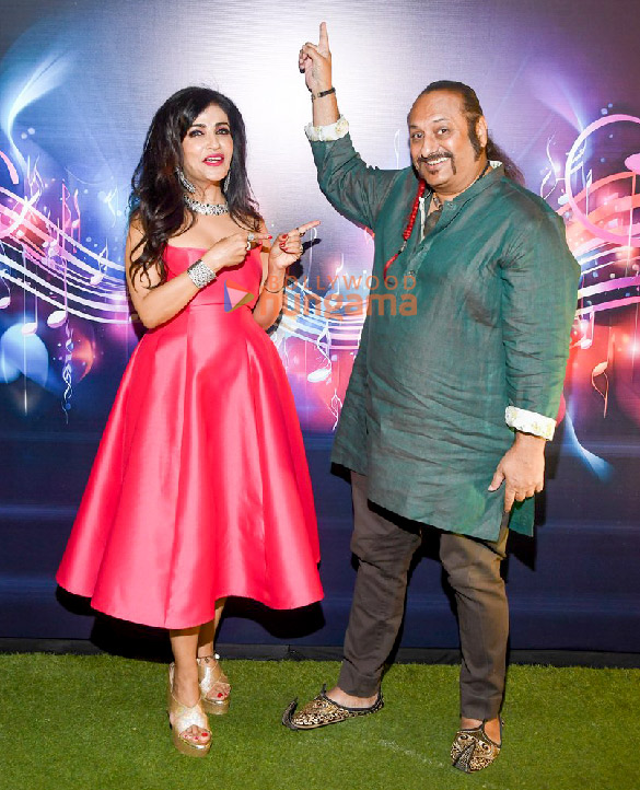 photos celebs attend shibani kashyaps birthday bash 13