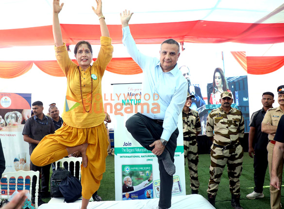 photos deepak parahar dheeraj kumar poonam dhillon and others attend the free medical camp organised by doctor 365 12