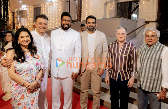 photos genelia and riteish deshmukh jackie shroff anusha dandekar and others attend bombay parsi bhonu hosted by sonam shivdutt das and luth damania families 9