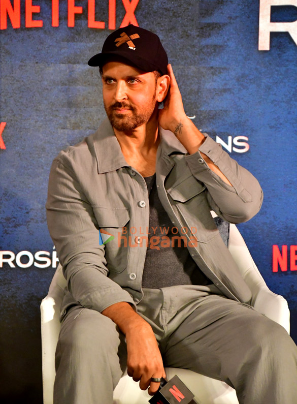 photos hrithik roshan rakesh roshan rajesh roshan and others grace the roshans trailer launch 4