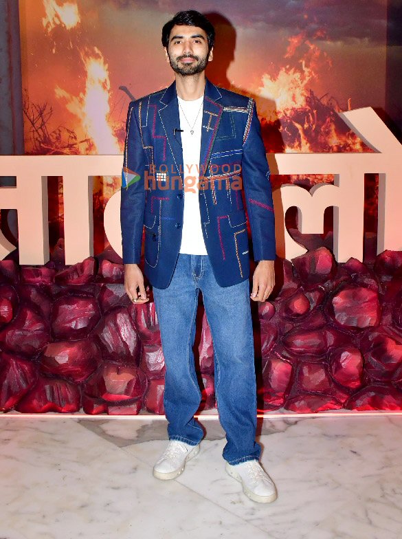 photos jaideep ahlawat gul panag ishwak singh and others snapped at pataal lok season 2 trailer launch 4