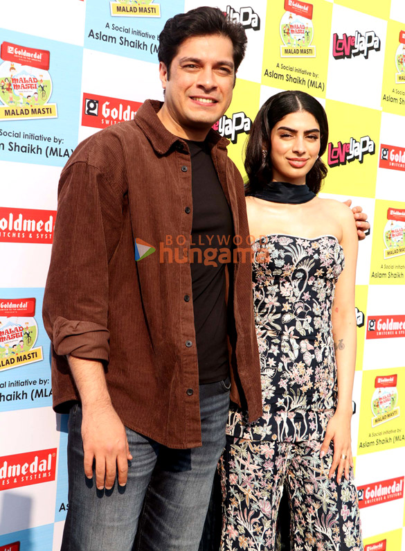 Photos: Junaid Khan, Khushi Kapoor, Elli AvrRam, Akanksha Puri and others snapped at Malad Masti Photos: Junaid Khan, Khushi Kapoor, Elli AvrRam, Akanksha Puri and others snapped at Malad Masti