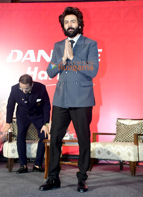 photos kartik aaryan attends the danube property event as he is announced as their brand ambassador 5