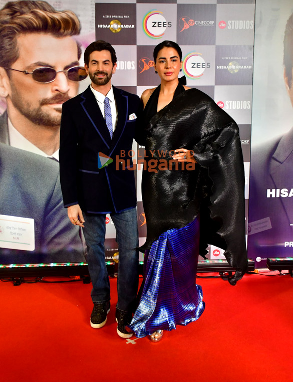 photos neil nitin mukesh kirti kulhari and others grace the premiere of hisaab barabar 4
