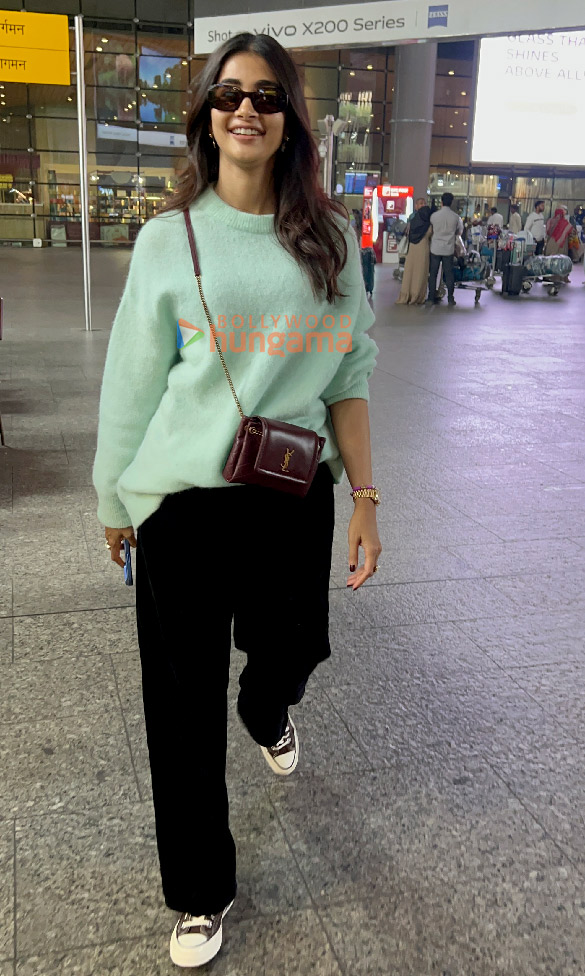 Photos: Pooja Hegde and Varun Dhawan snapped at the airport | Parties & Events