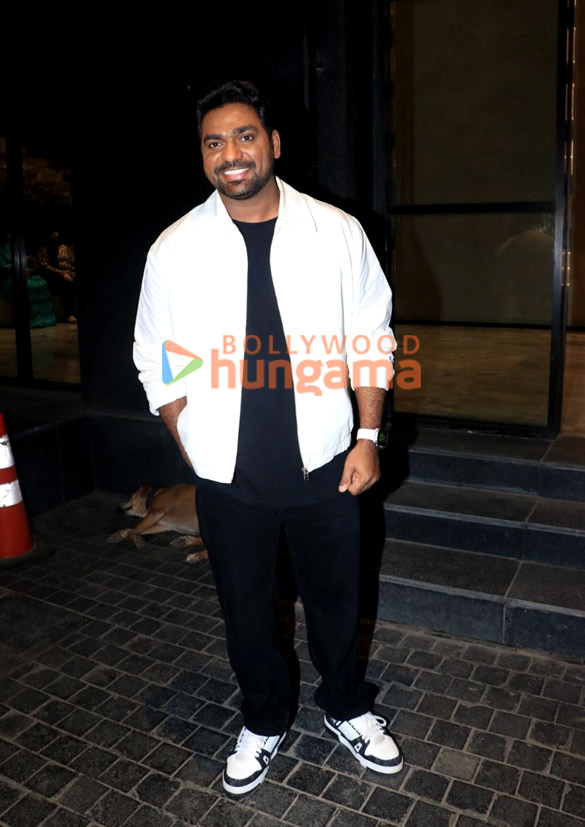 photos ranbir kapoor ananya panday and others grace the special screening of black warran 24