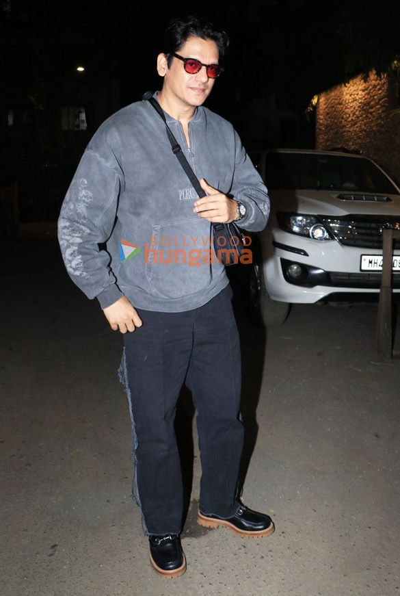 photos ranbir kapoor ananya panday and others grace the special screening of black warrant 09