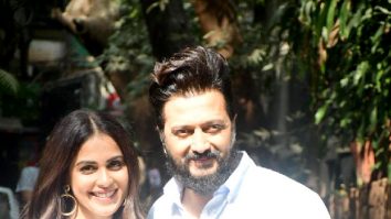 Photos: Riteish Deshmukh and Genelia Deshmukh snapped outside Krome studio in Bandra