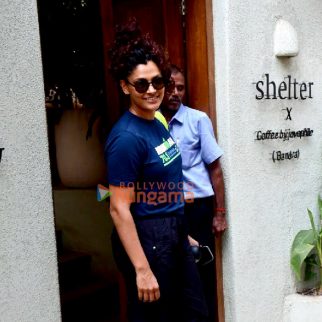 Photos: Saiyami Kher snapped outside a restaurant in Bandra