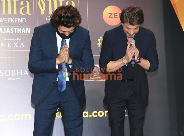 photos shah rukh khan kartik aaryan and other dignitaries snapped at the 25th iifa press conference 12