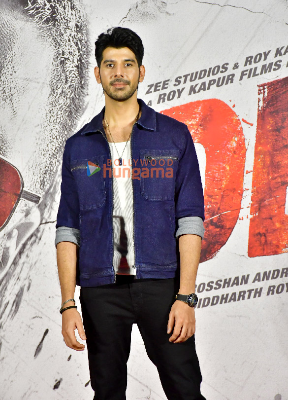 photos shahid kapoor pooja hegde and others grace deva trailer launch 9