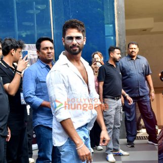 Photos: Shahid Kapoor snapped promoting Deva