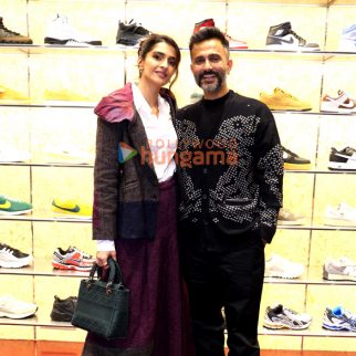 Photos: Sonam Kapoor Ahuja and Anand Ahuja snapped at an event