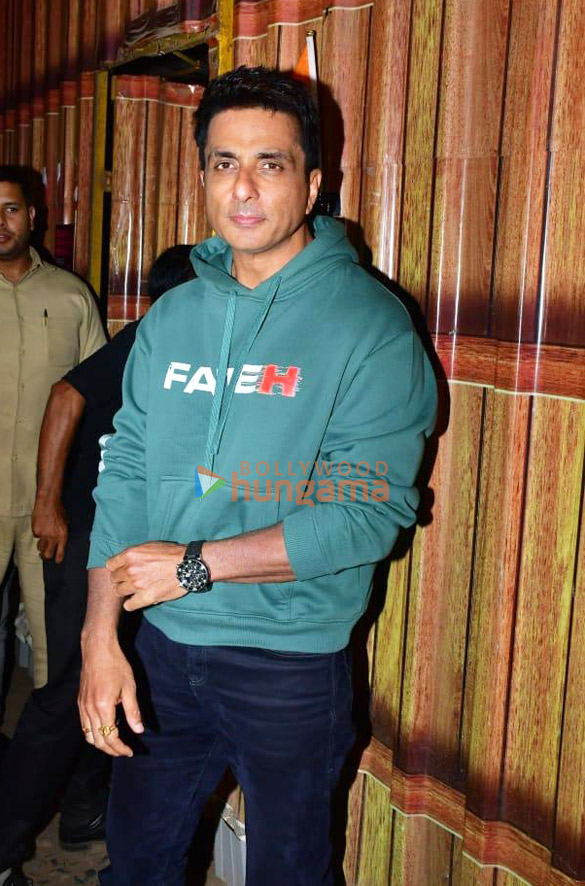 Photos: Sonu Sood snapped promoting Fateh on the sets of Bigg Boss 18 | Parties & Events