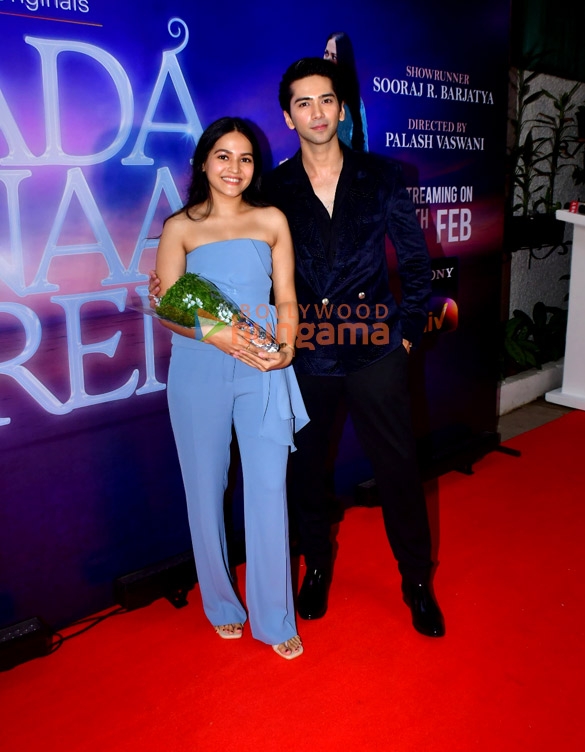 photos sooraj barjatya sara khan and others grace the premiere of bada naam karenge 13
