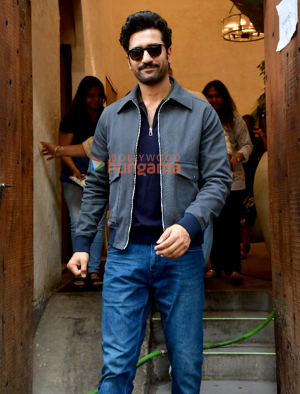 photos vicky kaushal banita sandhu and adah sharma snapped in juhu 1