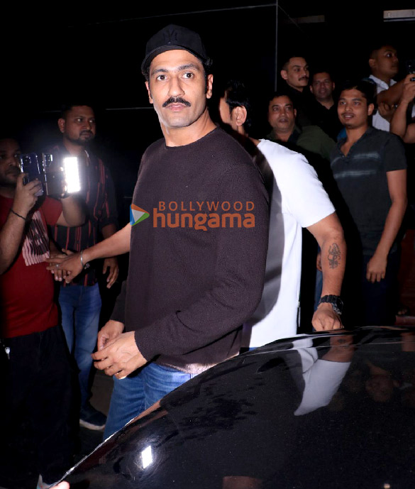 photos vicky kaushal and katrina kaif snapped at bkc 4
