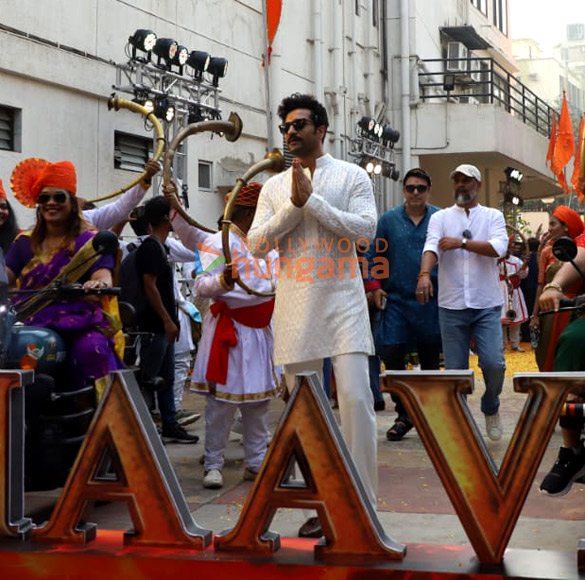 photos vicky kaushal and others grace the chhaava trailer launch 4
