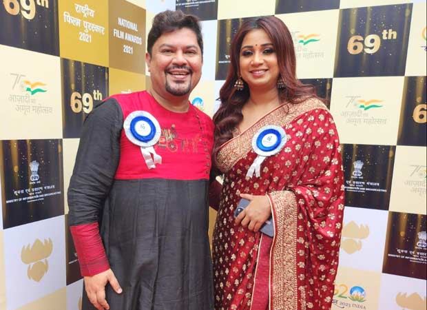 श्रेया घोषाल ने राम कमल की महान कृति बिनोदिनी में जादू पैदा किया है श्रेया घोषाल ने राम कमल की महान कृति बिनोदिनी में जादू पैदा किया है