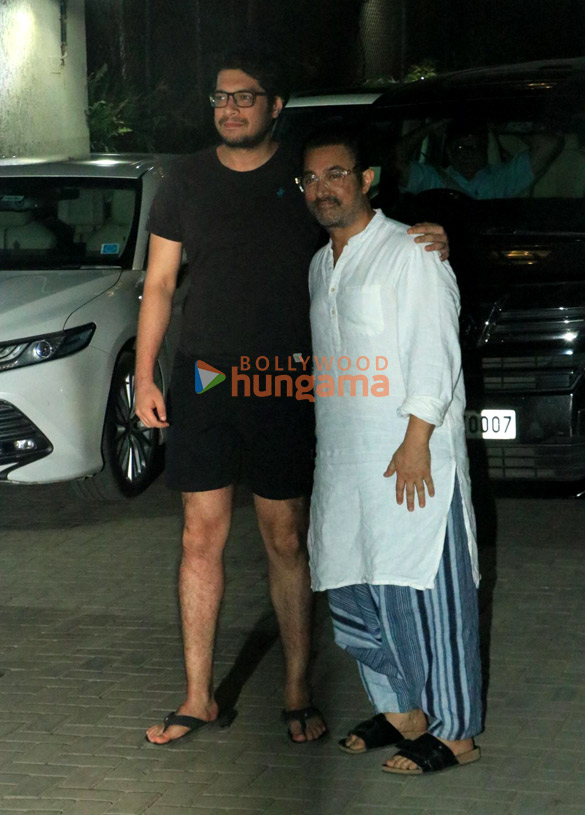 photos aamir khan and junaid khan snapped in bandra 4