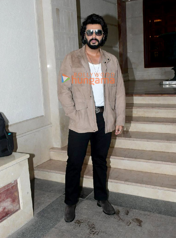 photos arjun kapoor bhumi pednekar and rakul preet sing snapped at radio city promoting mere husband ki biwi 5