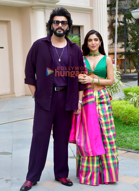 Photos: Arjun Kapoor, Bhumi Pednekar and Mudassar Aziz snapped promoting Mere Husband Ki Biwi Photos: Arjun Kapoor, Bhumi Pednekar and Mudassar Aziz snapped promoting Mere Husband Ki Biwi
