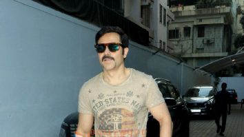 Photos: Emraan Hashmi snapped in Bandra