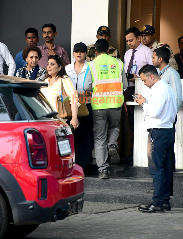 photos fardeen khan gauri khan and others snapped at kalina airport 8