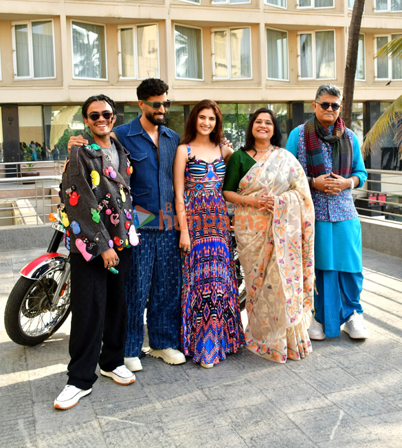 Photos: Gajraj Rao, Renuka Shahane, Shivani Raghuvanshi, Bhuvan Arora and Sparsh Shrivastava snapped promoting Dupahiya Photos: Gajraj Rao, Renuka Shahane, Shivani Raghuvanshi, Bhuvan Arora and Sparsh Shrivastava snapped promoting Dupahiya