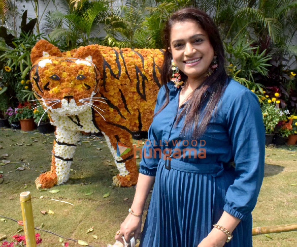 photos jackie shroff ranjeet shahbaz khan kishori sahane and others grace bmcs 28th flower show in mumbai 5