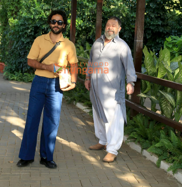 photos kareena kapoor khan karisma kapoor soha ali khan and others snapped at randhir kapoors birthday celebration 7