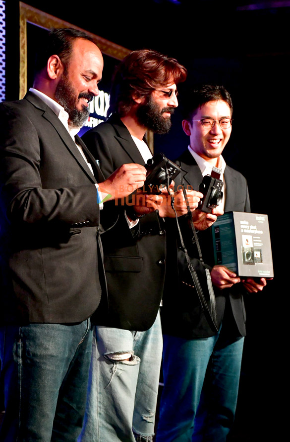 photos kartik aaryan snapped at the fujifilm instax camera launch event 1