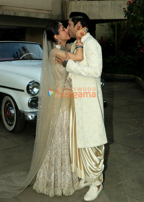 photos prateik babbar and priya banerjee pose for paps after tying the knot 4