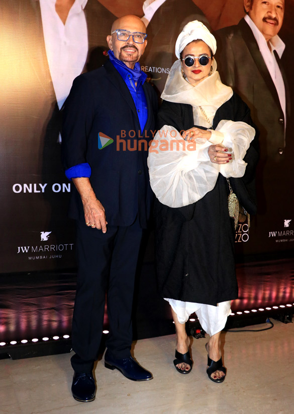 photos rakesh roshan hrithik roshan neetu singh ayesha jhulka ameesha patel mahima choudhary and others snapped at the celebration of netflixs the roshans documentary 1