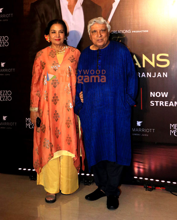 photos rakesh roshan hrithik roshan neetu singh ayesha jhulka ameesha patel mahima choudhary and others snapped at the celebration of netflixs the roshans documentary 28