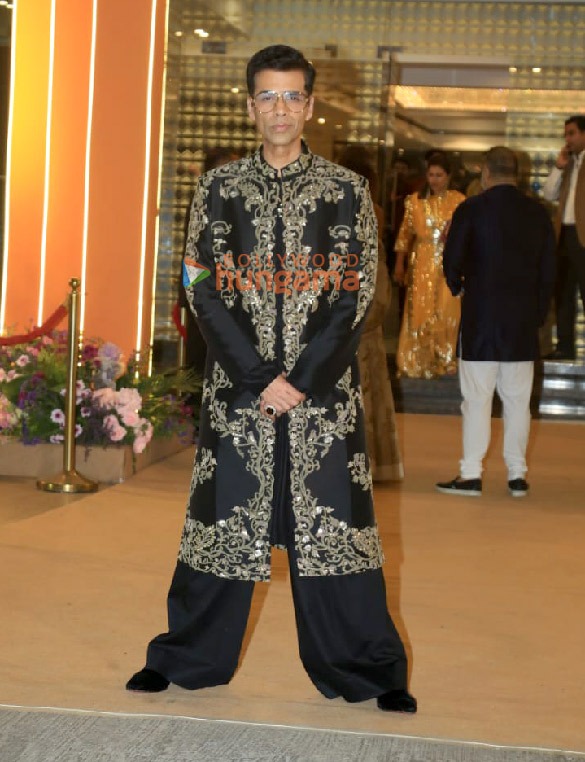 photos ranbir kapoor alia bhatt kareena kapoor khan karisma kapoor randhir kapoor tina ambani and others attend aadar jains mehendi ceremony 22 2
