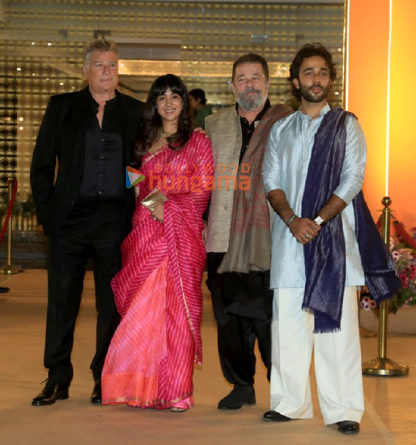 photos ranbir kapoor alia bhatt kareena kapoor khan karisma kapoor randhir kapoor tina ambani and others attend aadar jains mehendi ceremony 3