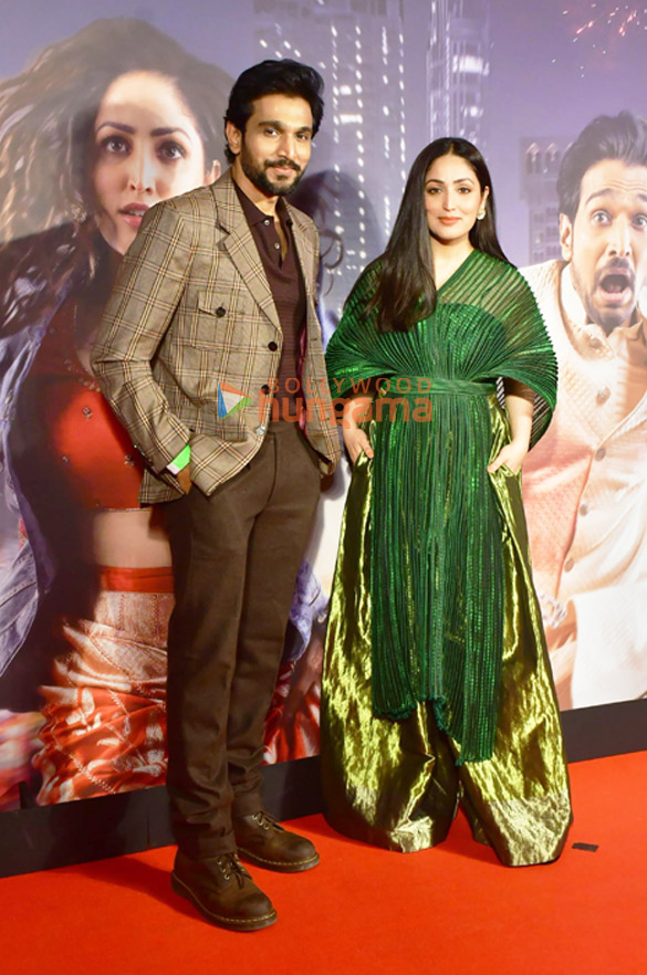 photos ranveer singh yami gautam dhar pratik gandhi and others grace the premiere of dhoom dhaam 4