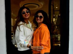 Photos: Shilpa Shetty and Shamita Shetty snapped in Juhu