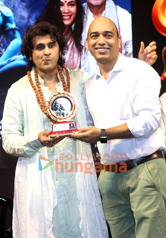 photos sonu nigam meenal nigam and others host a divine night of music and meditation on the occasion of maha shivratri 11